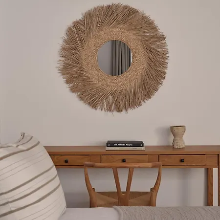 Mando Seaside Villa Naousa (Paros)