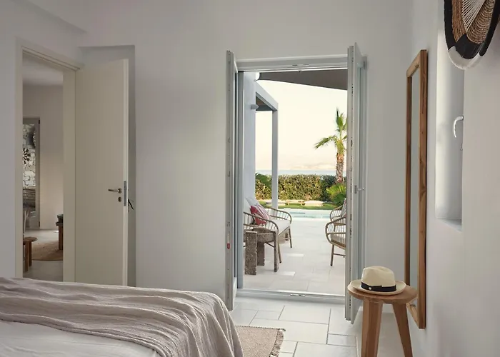 Villa Mando Seaside Naousa (Paros)