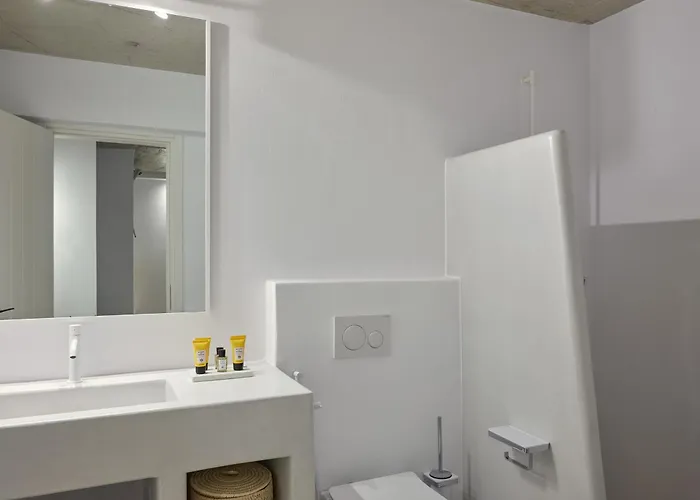 Mando Seaside Villa Naousa (Paros)