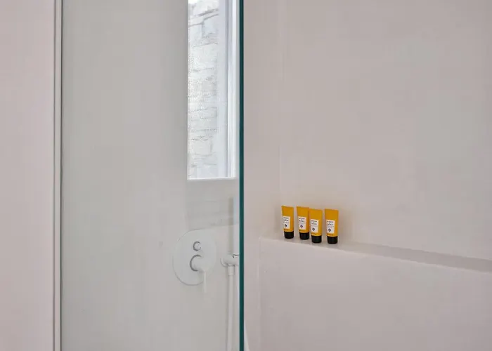 Mando Seaside Naousa (Paros)